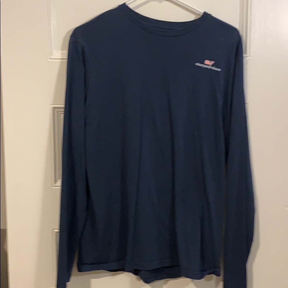 vineyard vines tee :)